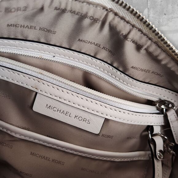 Michael Kors Mercer Medium Duffel Satchel White Center Stripe Leather Bag - Picture 3 of 16